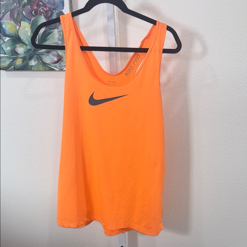 Nike Orange Sleeveless Tank Top with Scoop Neckline